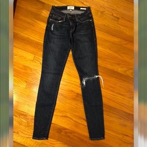 Frame Denim size 26 👖✨